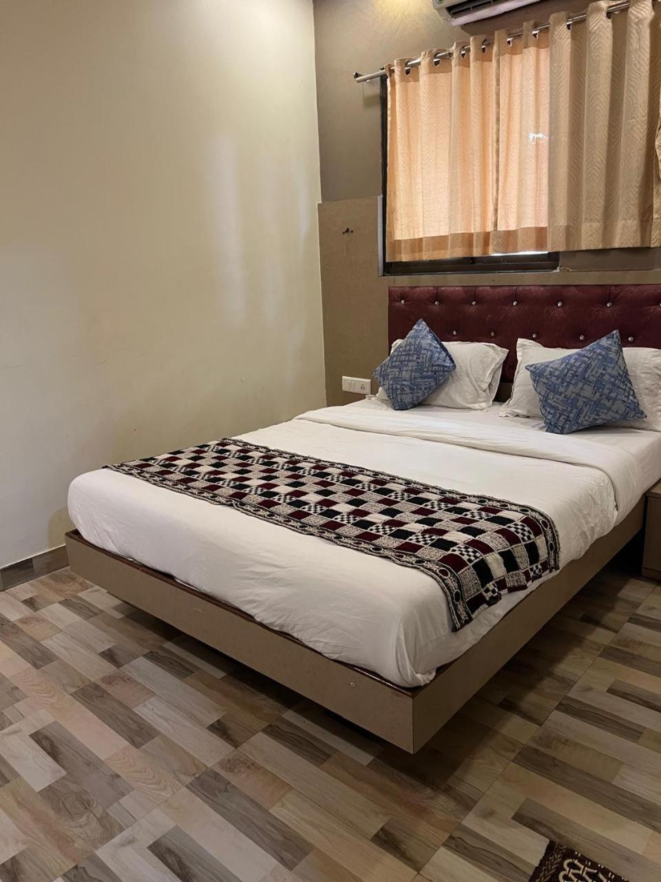 Hilal Dormitory Mumbai Exterior photo